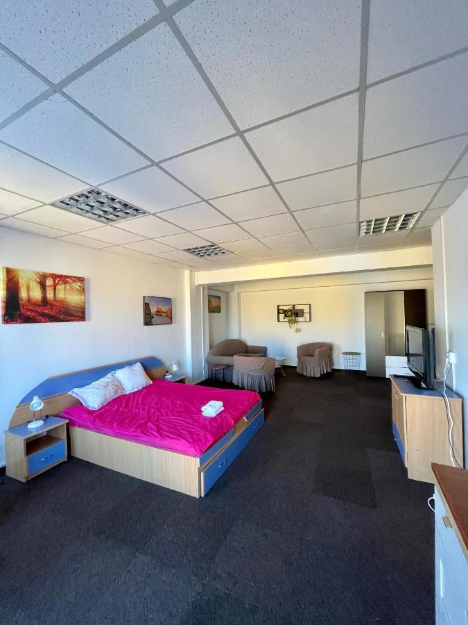 Luanaapartments # 43 Otopeni Extérieur photo